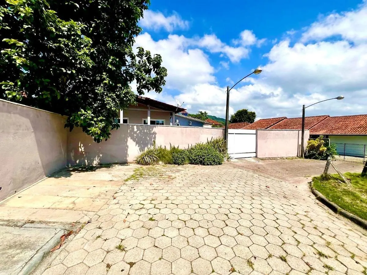Дом отдыха Casa Perfeita Para Curtir Сан-Франсиску-ду-Сул